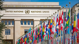 UN Building, Flags