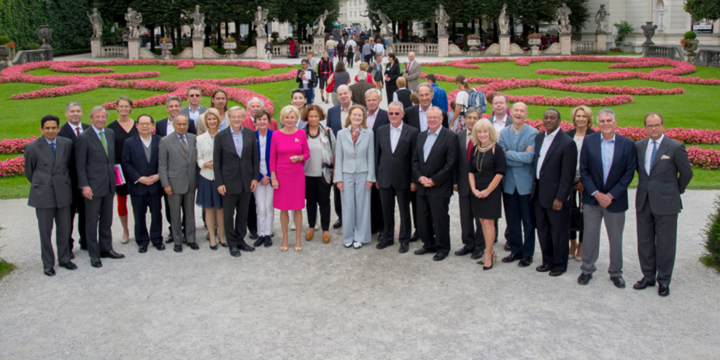 Gruppenbild der Teilnehmer des Salzburger Trilogs 2014