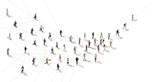 Luftaufnahme einer sich bewegenden Menschenmenge, verbunden mit einer Linie, die die Kommunikation in der modernen Welt symbolisiert. Konzept des Internets, von Online-Diensten, sozialen Medien und Technologie.