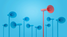 Mehrere blaue Megafone vor hellblauem Hintergrund, eines davon ragt in Rot deutlich höher heraus.