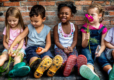 Cover Aufwachsen in Wohlbefinden