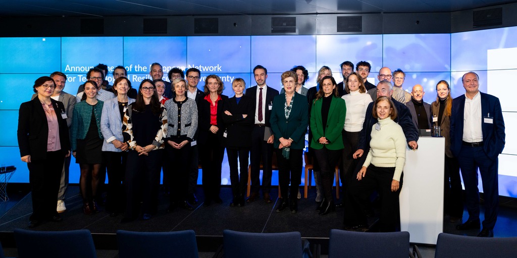 Photo of the Members of the ETRS Network