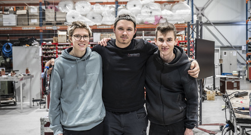 Gruppe mit Jugendlichen