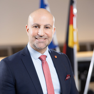 Portraitfoto von Ali Doğan