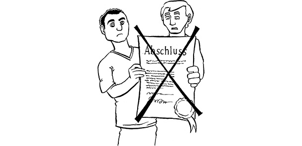 2 Jugendliche halten durchgestrichene Abschluss-Urkunde in der Hand