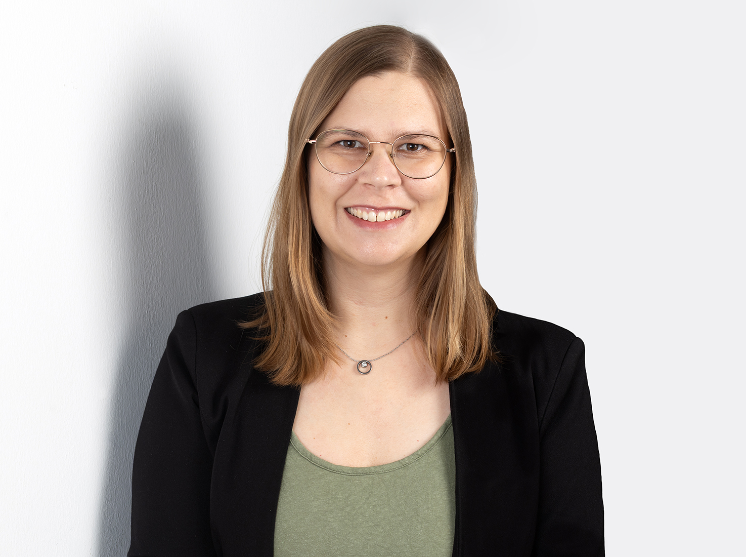 Dr. Roxanne Raabe