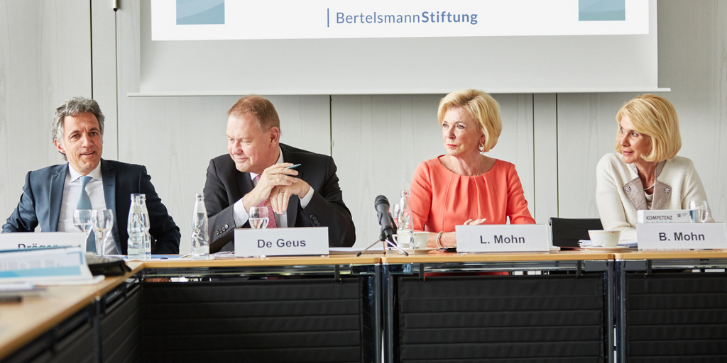 Der Vorstand der Bertelsmann Stiftung auf der Jahrespresskonferenz 2016