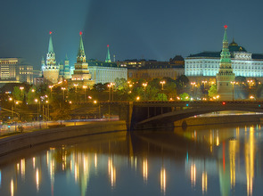 Moskau_Kreml-und-Duma.jpg(© Alexey Kljatov / Flickr - CC BY-NC 2.0, https://creativecommons.org/licenses/by-nc/2.0/)