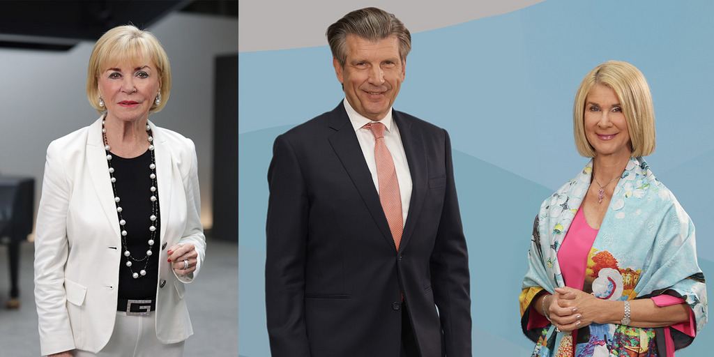 Unser Vorstand Brigitte Mohn und Ralph Heck gemeinsam mit Liz Mohn, Präsidentin des Ende 2021 gegründeten Liz Mohn Centers