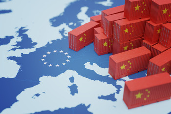 Landkarte mit China Containern