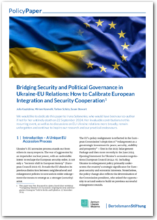 Cover Bridging Security and Political Governance in Ukraine-EU Relations: How to Calibrate European Integration and Security Cooperation
