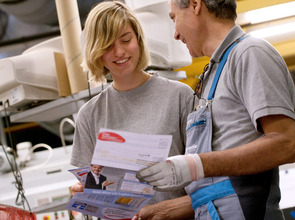 Mitarbeiter von Mohn Media.(© Thomas Kunsch)