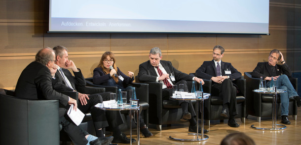 kompetenzen-5128.jpg_ST-LLkompetenzen-5128.jpg_ST-LL