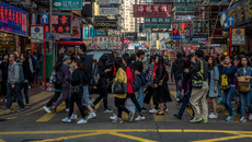 Hongkong_Belebte-Strasse_34221622004_7c39fbc5f2_o.jpg(© Stéphane Damour / Flickr - CC BY-NC-ND 2.0, https://creativecommons.org/licenses/by-nc-nd/2.0/)