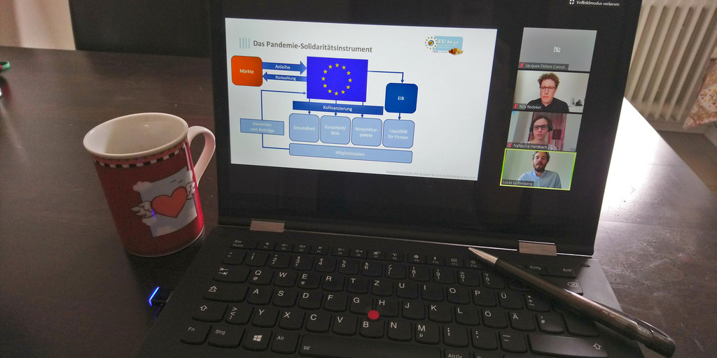 Bild eines Laptops mit dem Screen der digitalen Veranstaltung EU to go Virus vs. Wirtschaft