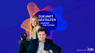 Moderator:innen des Podcasts Malva Sucker und Jochen Arntz.