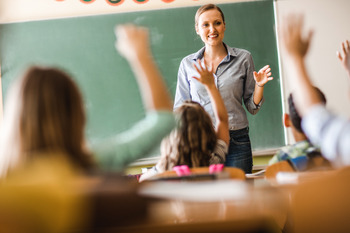 Lehrerin Tafel Schule