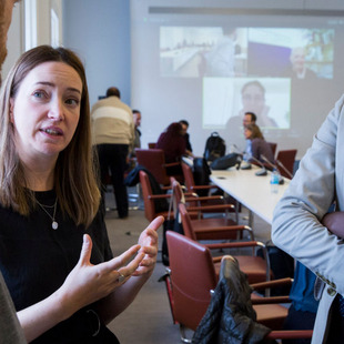 participants from different nations in discussion