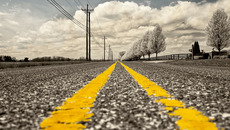 Pixabay_road-166543_1280.jpg(© 44833 / pixabay.com – Pixabay License, https://pixabay.com/de/service/license/)