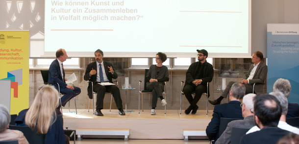 _R8P8971_UNESCO-Podiumsdiskussion_ST-LW.jpg(© Thomas Kunsch)