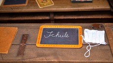 Pixabay_school-543041.jpg_ST-ZZ(© congerdesign/pixabay.com - CC0, Public Domain, https://creativecommons.org/publicdomain/zero/1.0/deed.de)