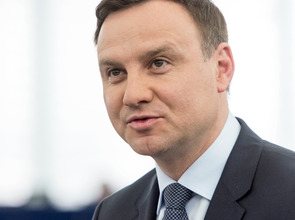 Andrzej_Duda_16577205417_1078248a36_o.jpg(© European Union 2015 - European Parliament ; CC BY-NC-ND 2.0, https://creativecommons.org/licenses/by-nc-nd/2.0/)