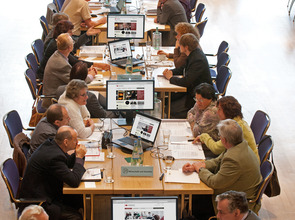 _R8P1072.jpg_BuergerKompass_2012_Monitore_ST-ZD(© Thomas Kunsch)