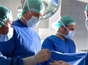 9565162_rfSH_1.jpg_Hospital_Stories_MPL(© Halfdark/Fstop/F1online/Strandperle)