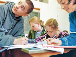 Schulunterricht_2000_High Res_23656-2.jpg(© Veit Mette)