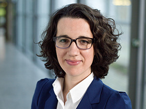  Alina  Mahnken