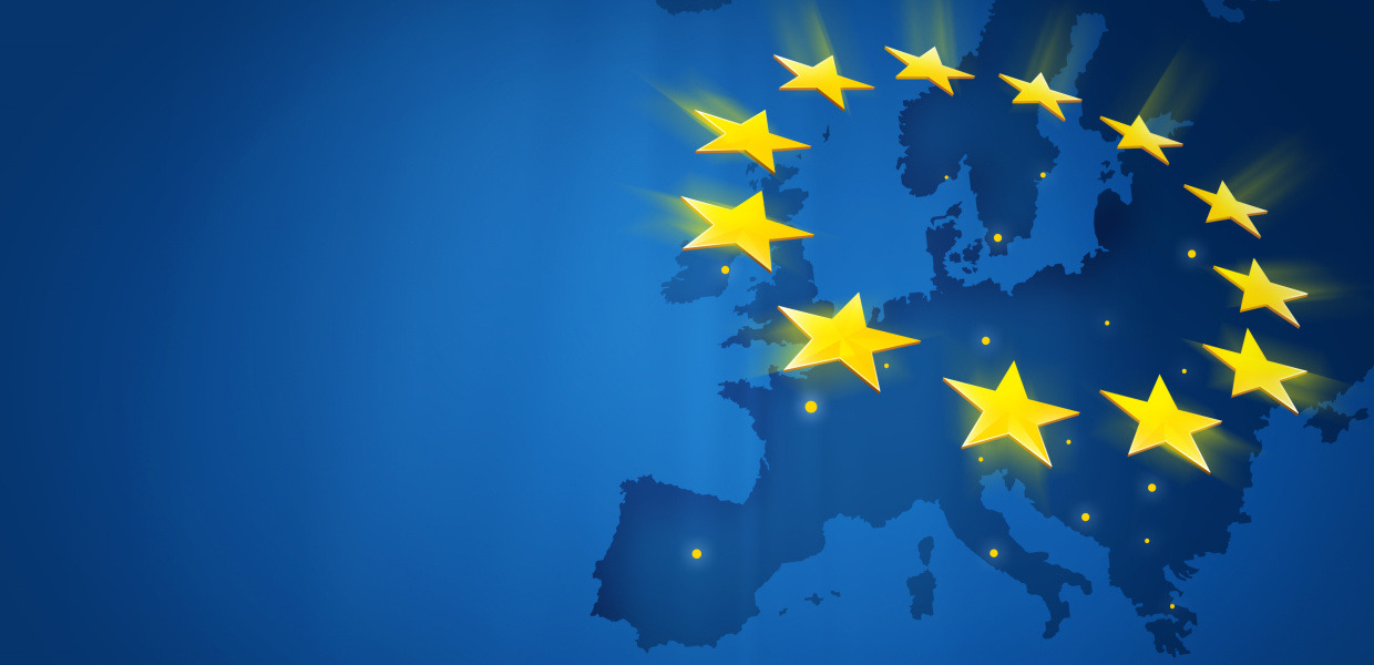 Stelele bannerului european pe fundal albastru