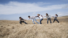 2547669.jpg Teens will be Teens(© OJO Images / F1 ONLINE)