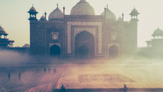 Moschee-Taj-Mahal-Indien.jpg(© Varshesh Joshi / unsplash.com - Public Domain)