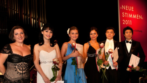 Olga Bezsmertna, Cristina-Antoaneta Pasaroiu, Maria Celeng, Nadezhda Karyazina, Xiahou Jinxu und Jongmin Park