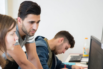 Schüler vor dem PC