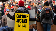 AdobeStock_241916114_KONZERN_ST-W_be2.jpg(© Montage: © Valmedia, Michel Cote - stock.adobe.com)