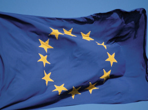 European cities 1 IS701-001.jpg  MPL(© Image Source)