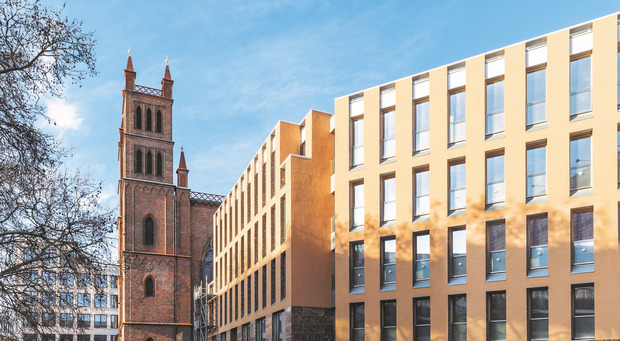 Gebäudeaußenansicht Schinkelplatz Berlin