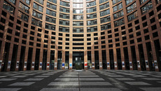 european-parliament-1265254.jpg(© hpgruesen / Unsplash – Unsplash License, https://unsplash.com/license)