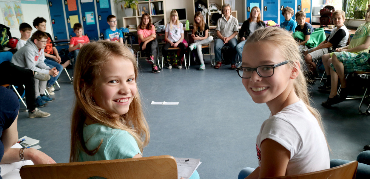 Geschwister Scholl Gymnasium Pulheim Hackenbroicher Straße Pulheim Geschwister-Scholl-Gymnasium Pulheim