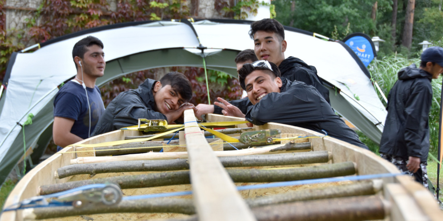 Zivilgesellschaft für junge Flüchtlinge