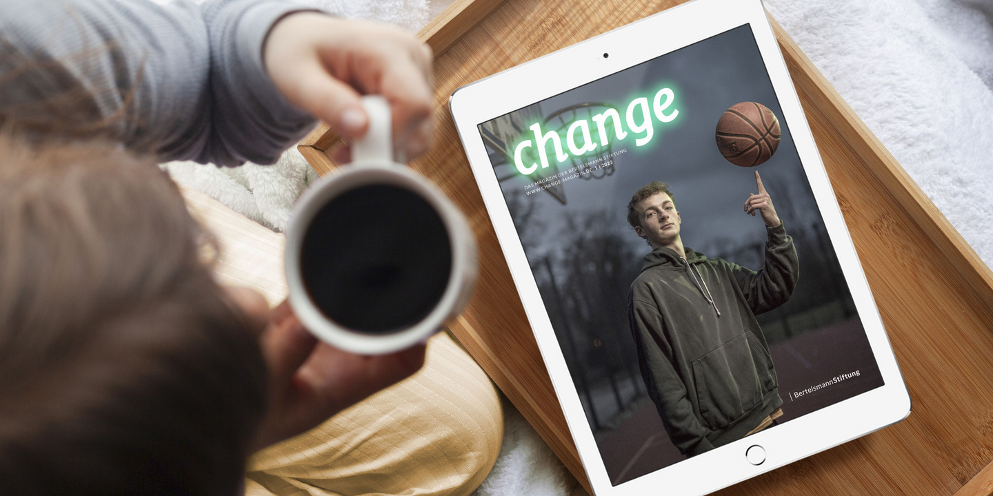 Tablet mit Cover vom change Magazin