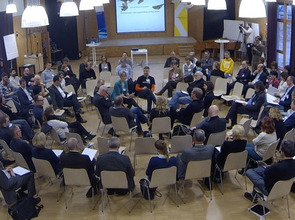 Fishbowl.jpg(© Julia Müter, Ralph Müller-Eiselt, Christian Ebel)