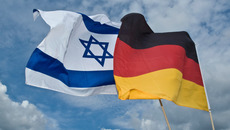 iStock_000006998438_L_MPL.jpg ST-LW Flaggen(© marexx / iStockphoto.com)