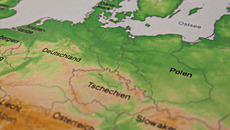 Deutschland-Polen-Karte_FW.jpg(© Bertelsmann Stiftung; Urheber der abfotografierten Karte: San Jose / Wikimedia Commons, CC BY-SA 3.0, https://creativecommons.org/licenses/by-sa/3.0/deed.en)