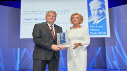 Federal president Joachim Gauck with Liz Mohn at the Award Ceremony of the Reinhard Mohn Prize 2018
