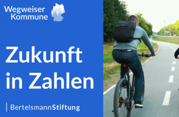 Ein Mann fährt Fahrrad. Auf der linken Seite ist der Schriftzug "Zukunft in Zahlen".