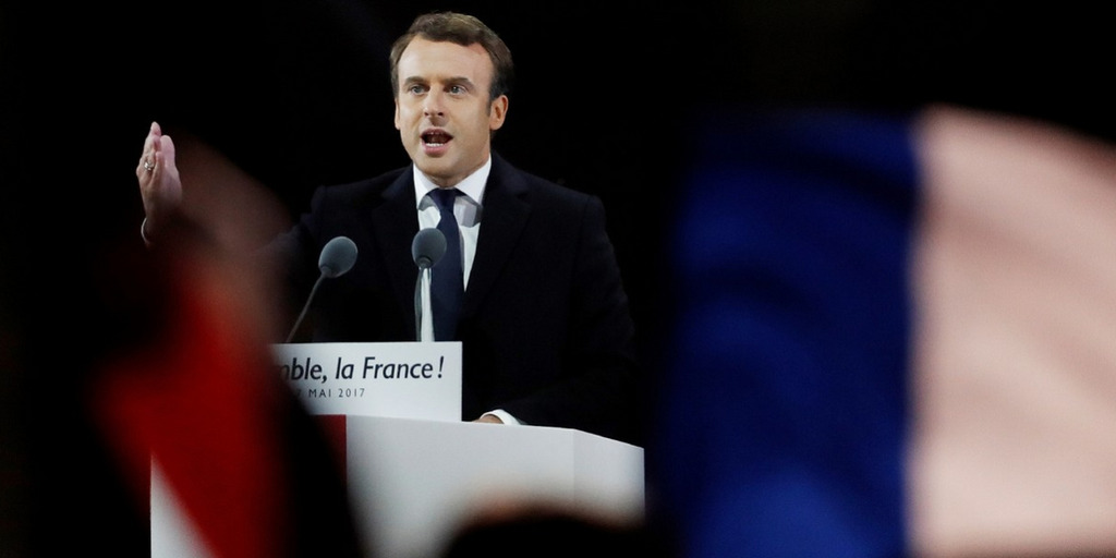 Der französische Staatspräsident Emmanuel Macron spricht nach seinem Wahlsieg am 07.05.2017 vor dem Louvre auf der Siegesfeier.