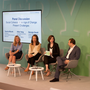 Production Conference, Panel-Diskussion mit Georgia Gould, Xifan Yang, Sarah Kelly (Moderation), Yascha Mounk