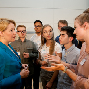 Tagung: Das JugendExpertenTeam im Gespräch mit der Ministerin Dr. Franziska Giffey